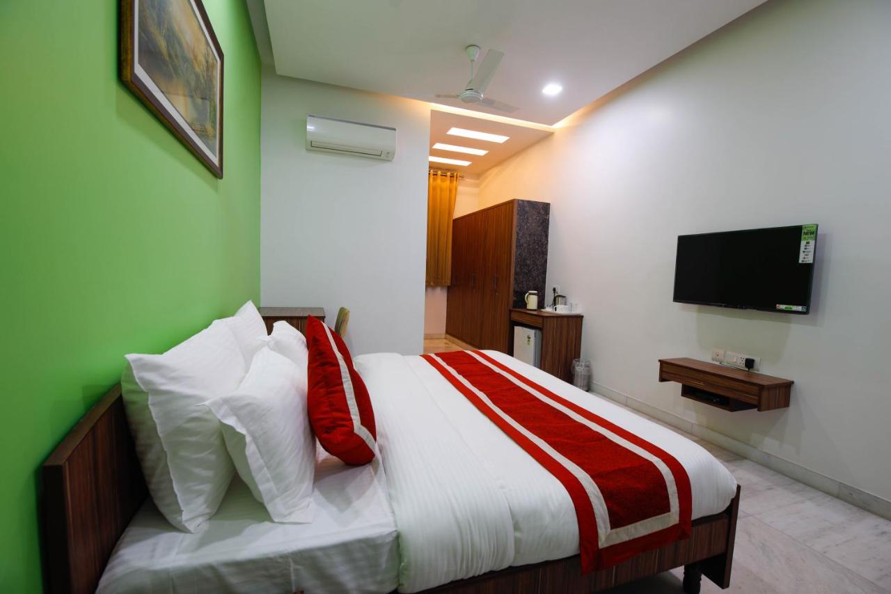 Peepal Tree Residency Bed & Breakfast Yeni Delhi Dış mekan fotoğraf