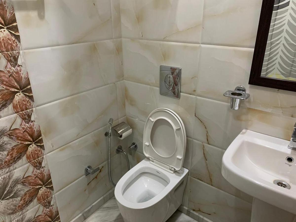 Peepal Tree Residency Bed & Breakfast Yeni Delhi Dış mekan fotoğraf